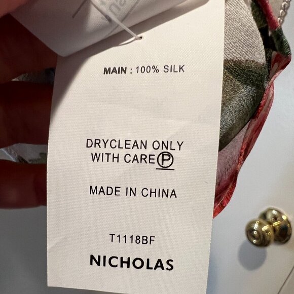 NWT Nicholas Floral Print 100% Silk Belle Ruffle Long Sleeve Blouse, Size 8 - Picture 16 of 16